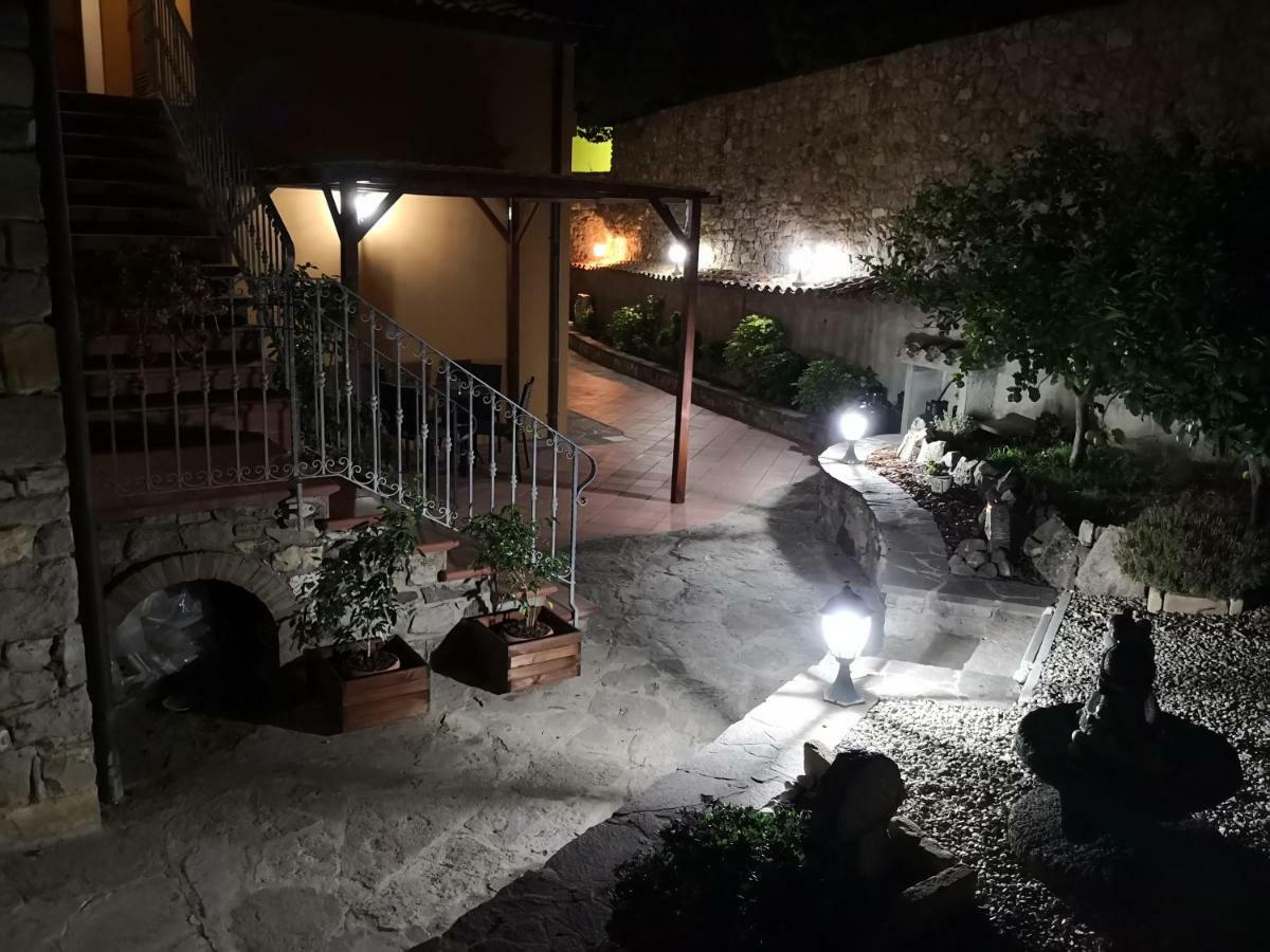 B&B Villa Martina Sardara Buitenkant foto